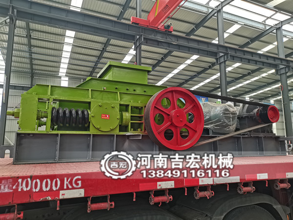 煤炭/焦炭/生石灰破碎專家！雙齒輥機(jī)出料規(guī)整,成塊率高！
