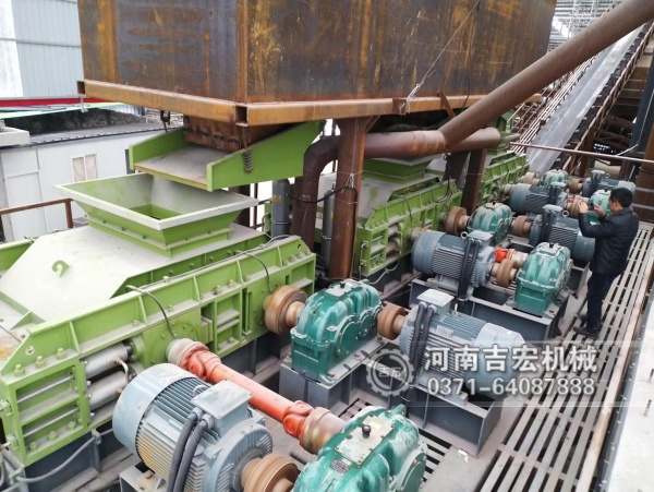 為什么細碎作業(yè)選對輥機？成品粒度自由調(diào)節(jié)是關(guān)鍵！